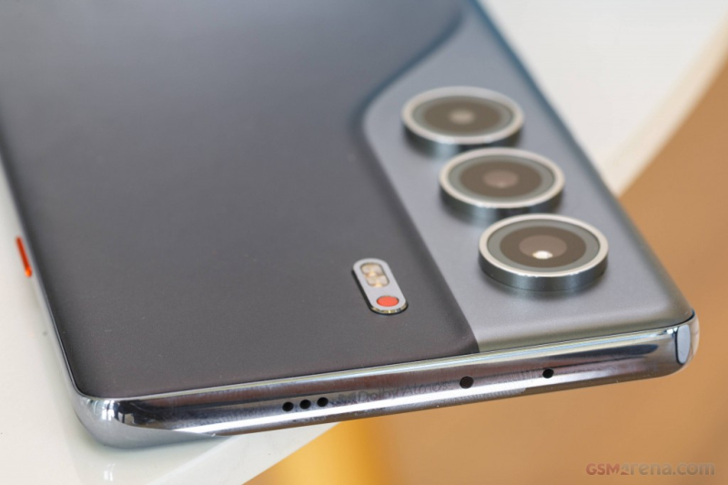 Tecno Camon 40 Pro