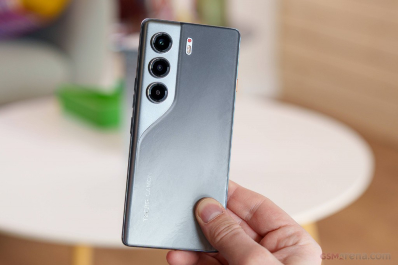 Tecno Camon 40 Pro