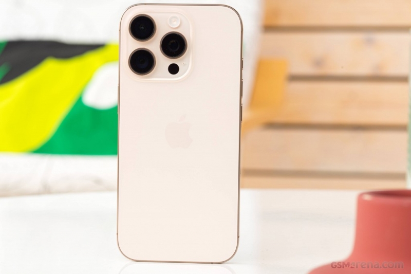 Apple iPhone 16 Pro Max