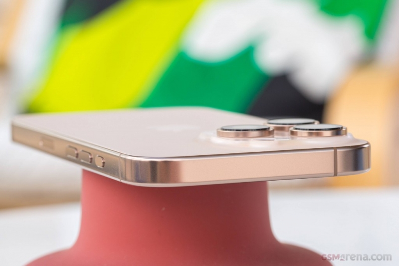 Apple iPhone 16 Pro Max